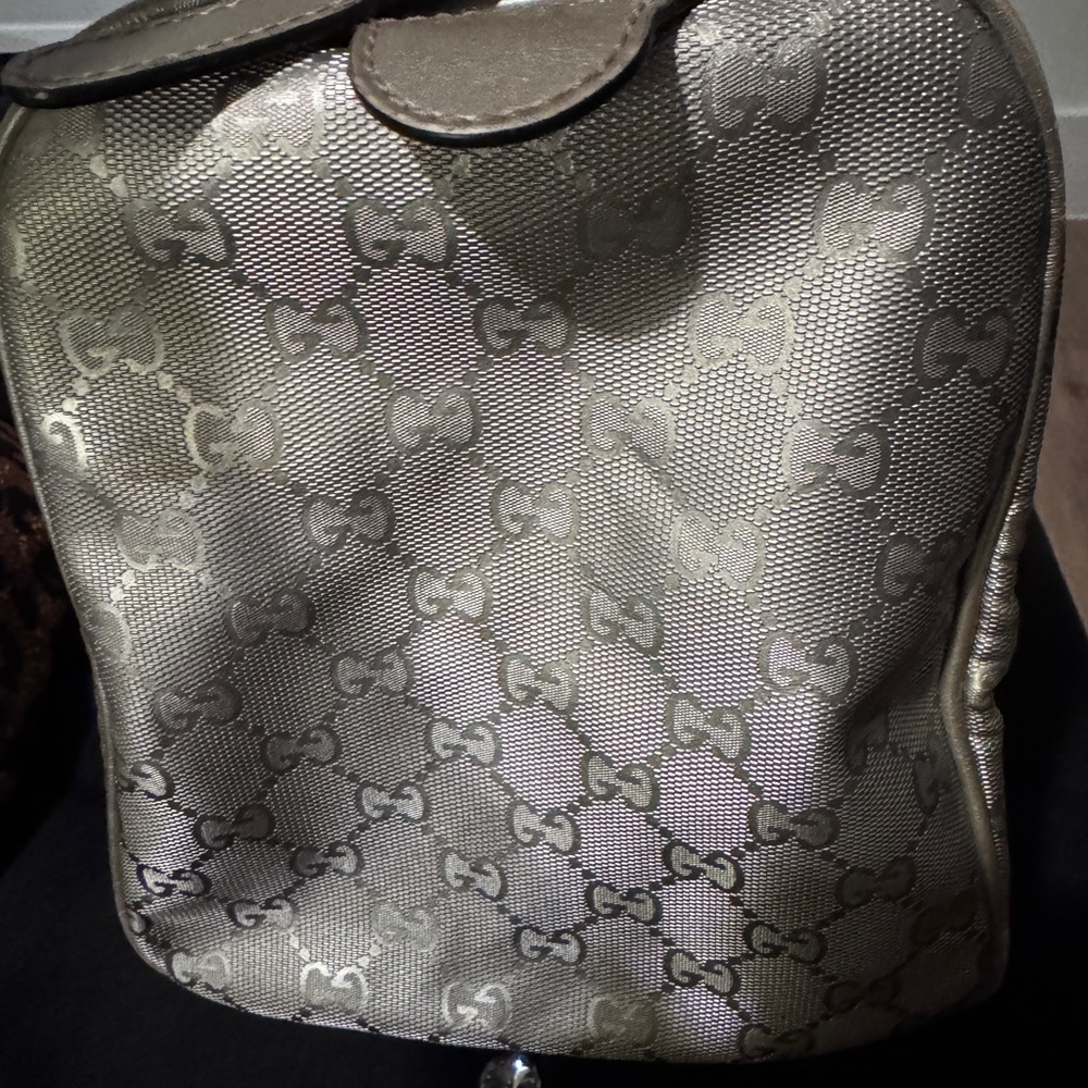 Gucci Metallic Silver Monogram Travel Bag - Picture 3 of 7